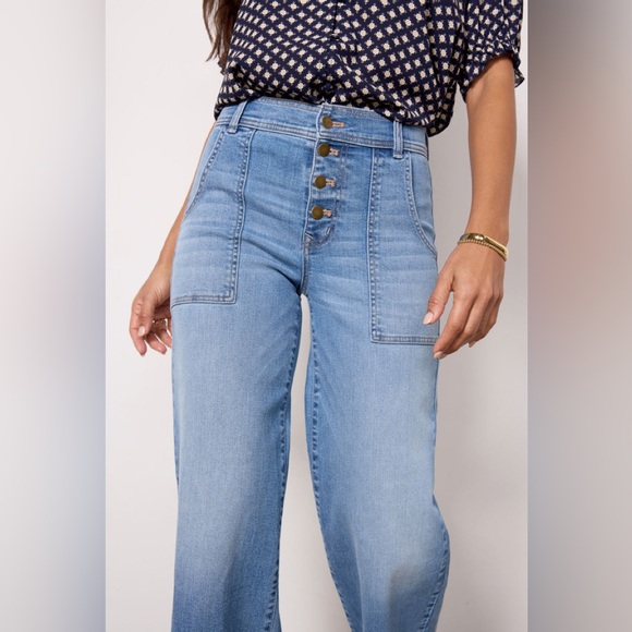 Evereve Ever wide leg jeans - Picture 4 of 8